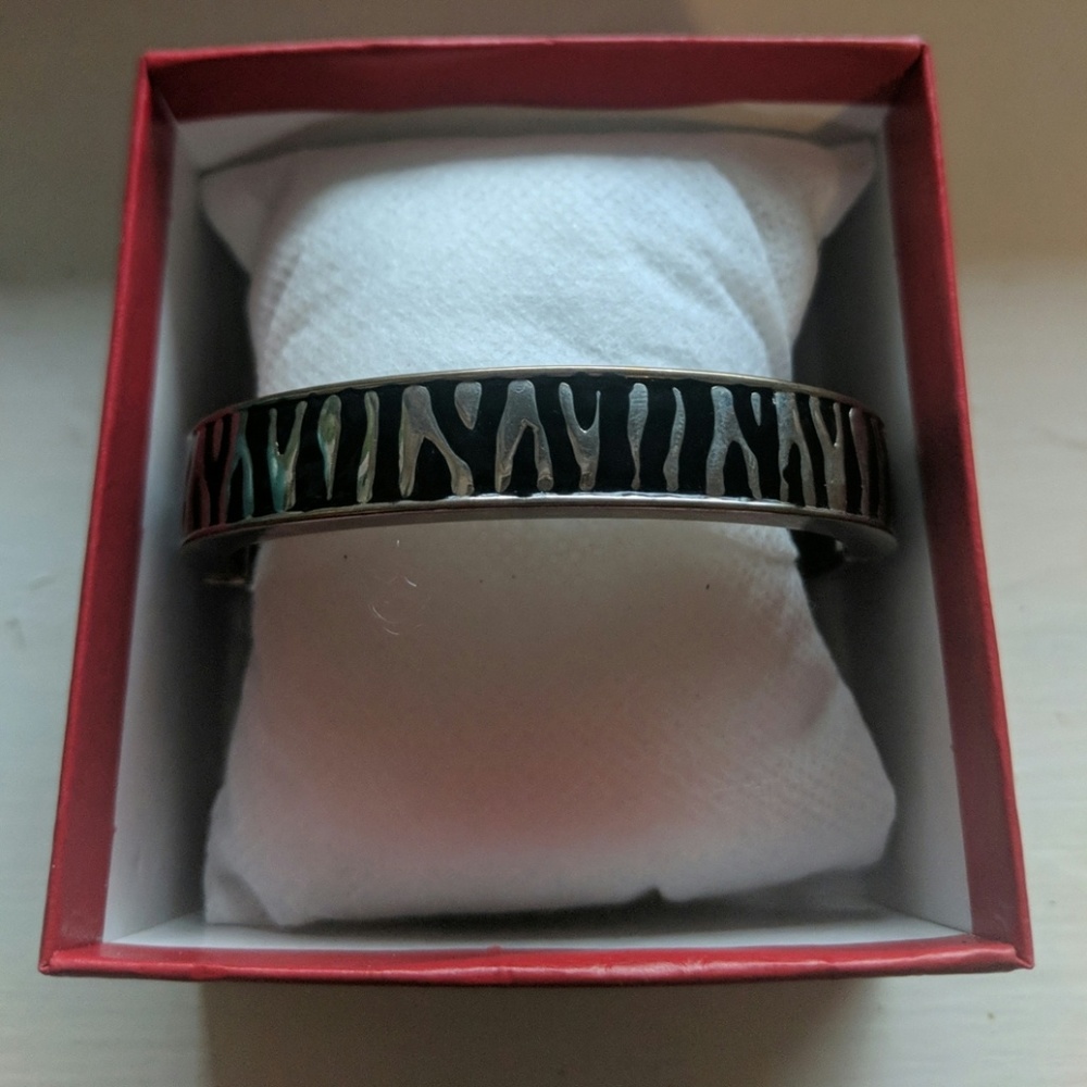 Zebra Silver Clasp Bracelet